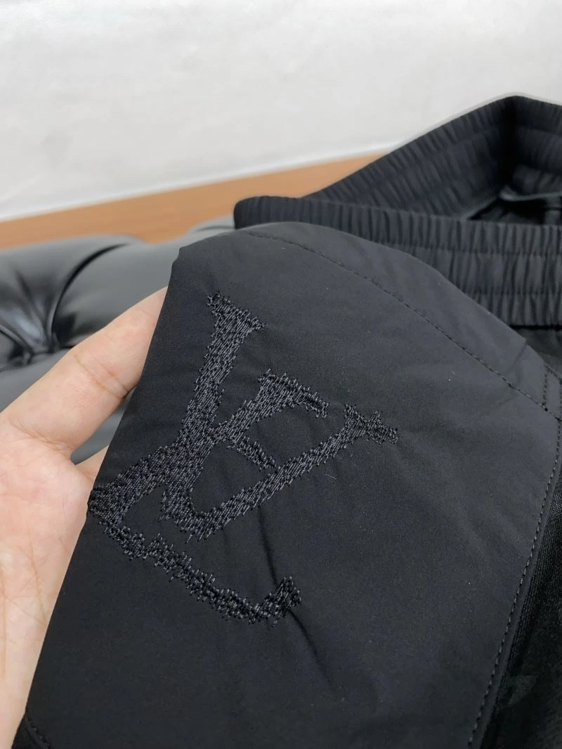 Breathable Louis Vuitton Short Pants 132721