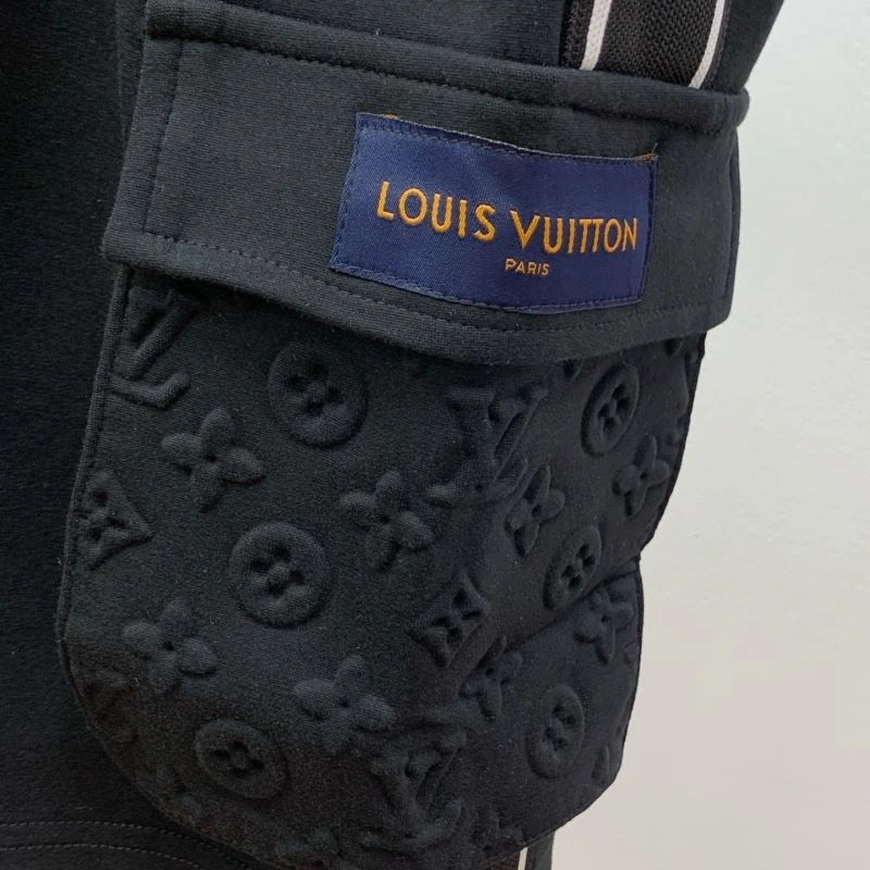 Durable Louis Vuitton Short Pants 132723