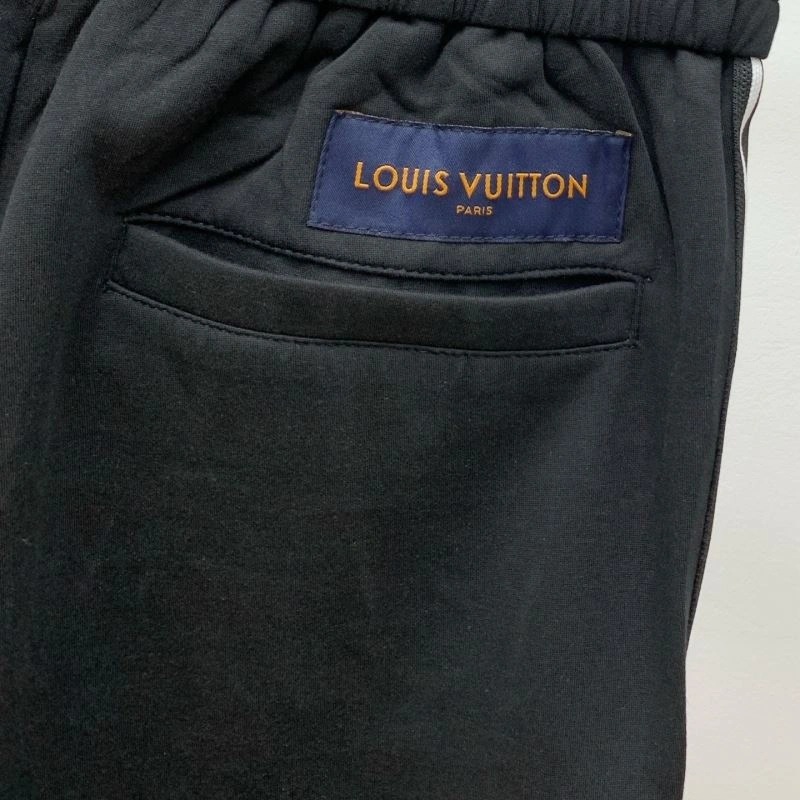 Durable Louis Vuitton Short Pants 132723