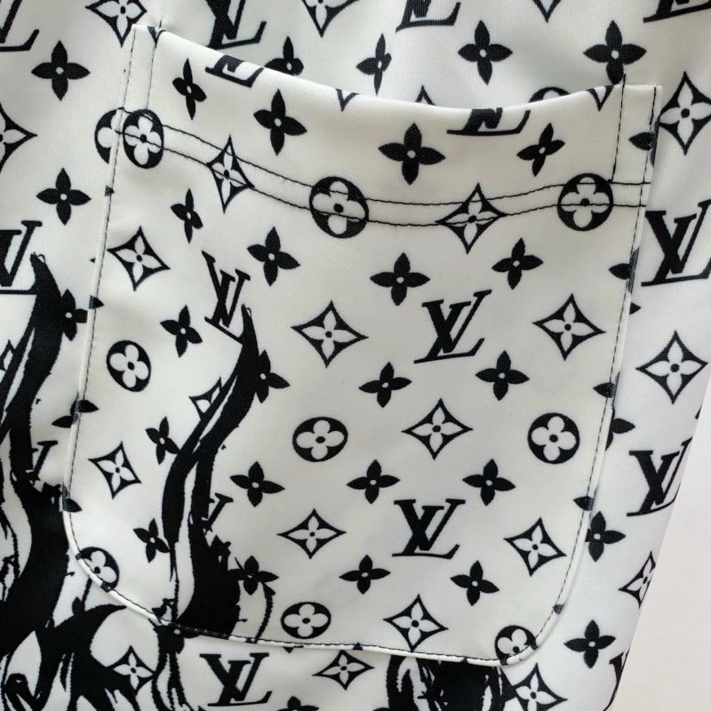 SunProtective Louis Vuitton Short Pants 132708