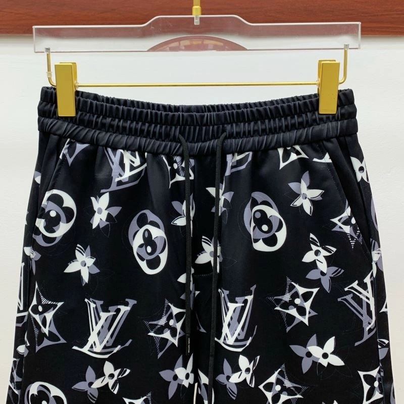 Louis Vuitton Short Pants Soft 132718