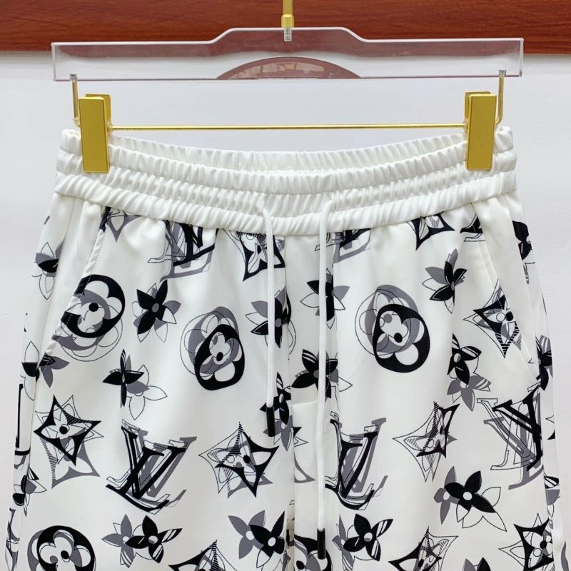 Louis Vuitton Short Pants Seasonal 132728