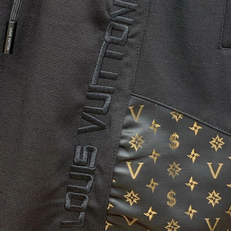 Breathable Louis Vuitton Short Pants 132722