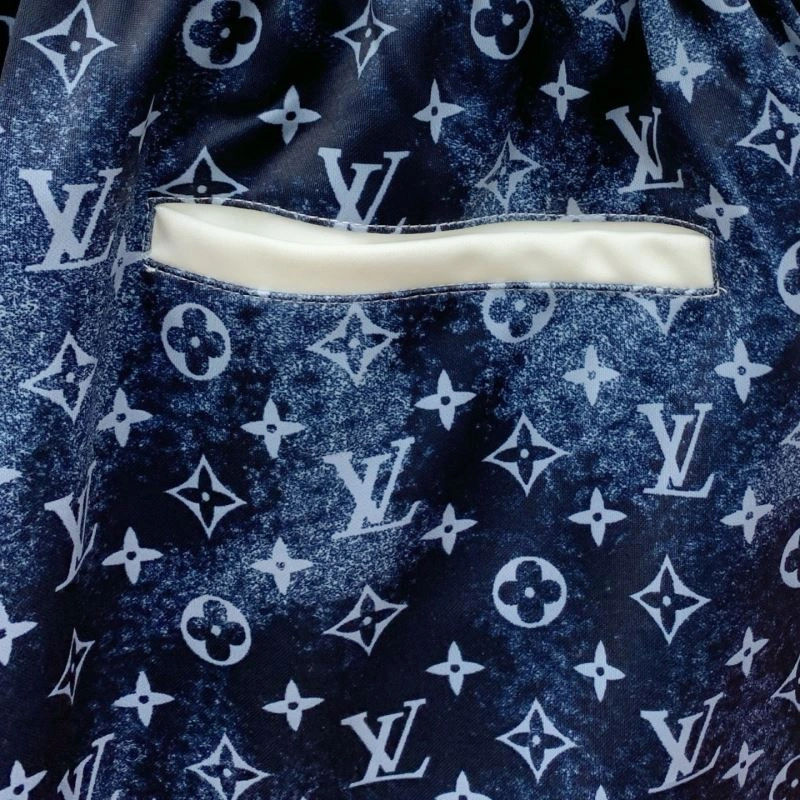Louis Vuitton Short Pants Breathable 132712