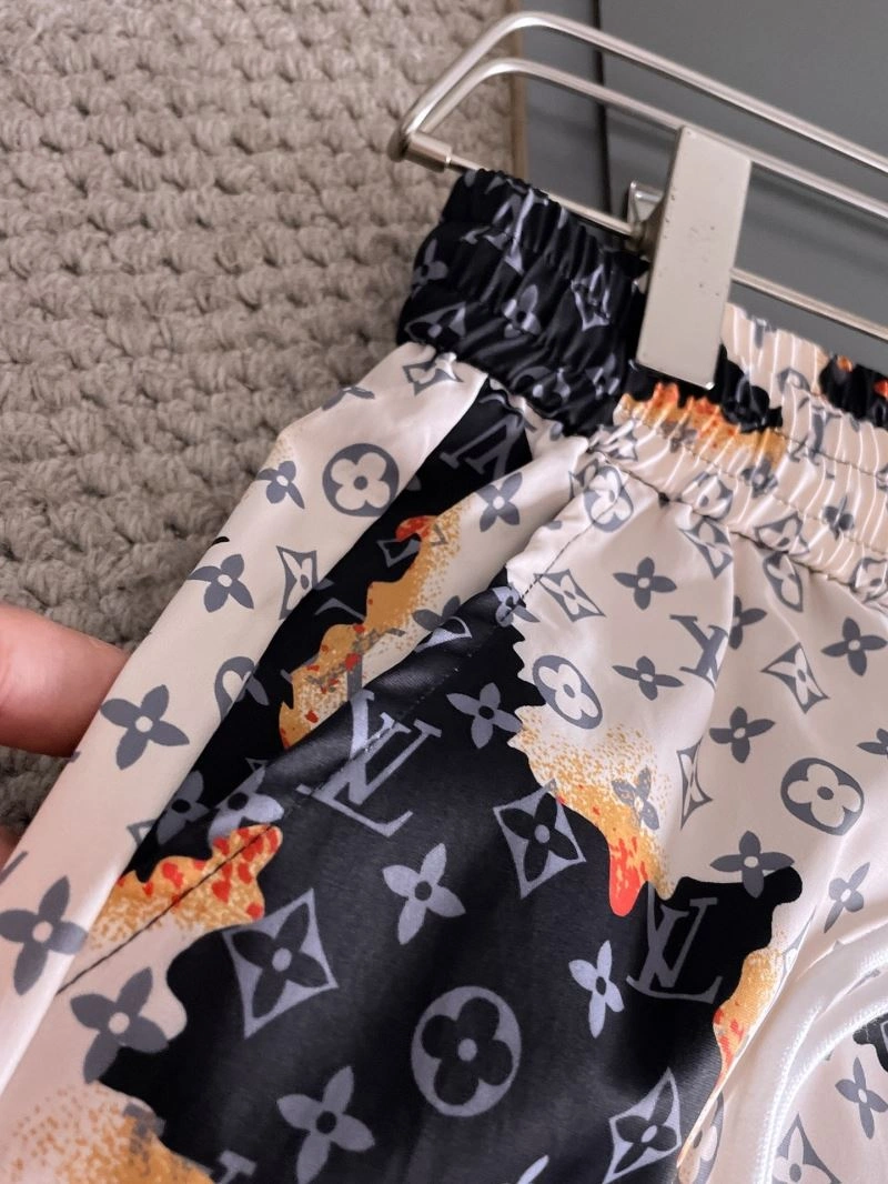 Louis Vuitton Short Pants Durable 132716