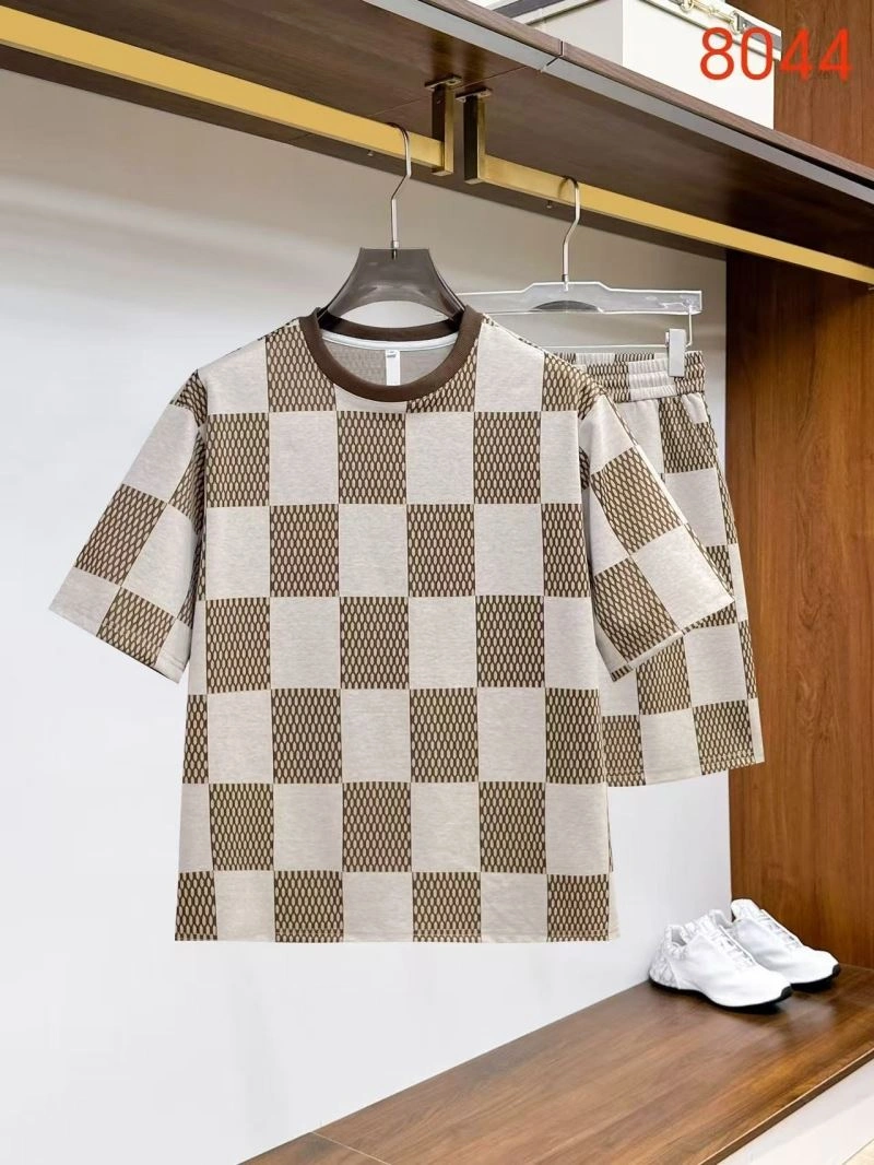 Versatile Louis Vuitton Short Suits 132031