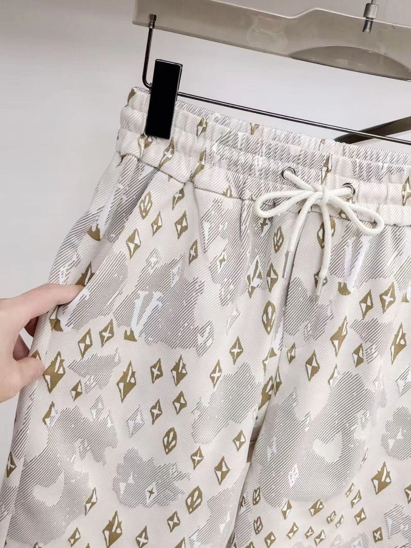 MoistureWicking Louis Vuitton Short Suits 132022