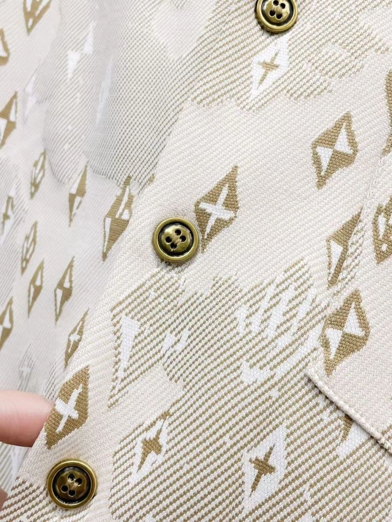 MoistureWicking Louis Vuitton Short Suits 132022
