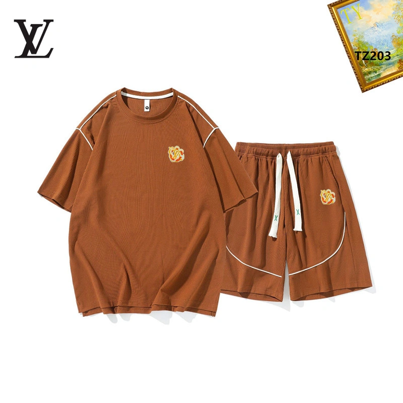Fashionable Louis Vuitton Short Suits 132012
