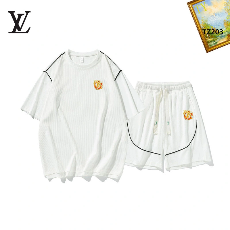 Fashionable Louis Vuitton Short Suits 132012