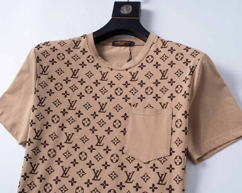 Louis Vuitton Short Suits Affordable 138519