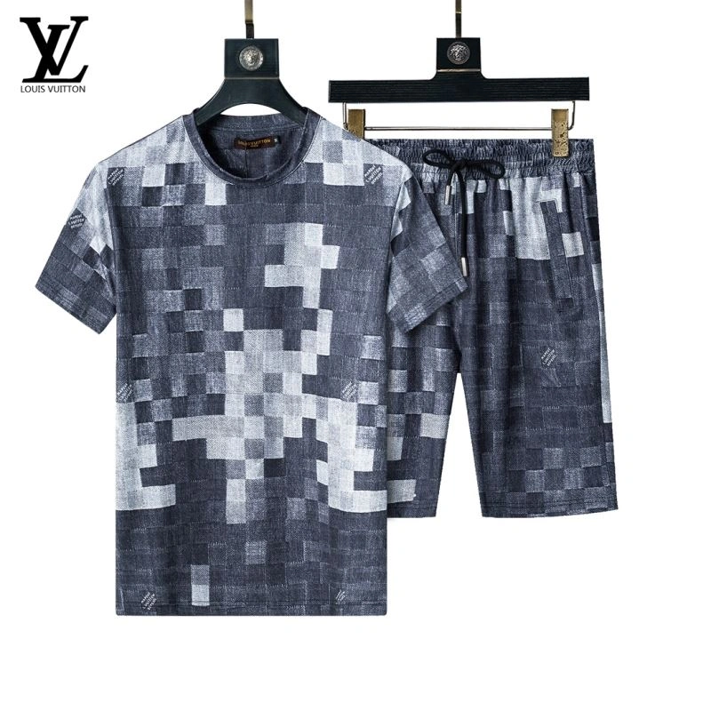 Louis Vuitton Short Suits OnTrend 138516