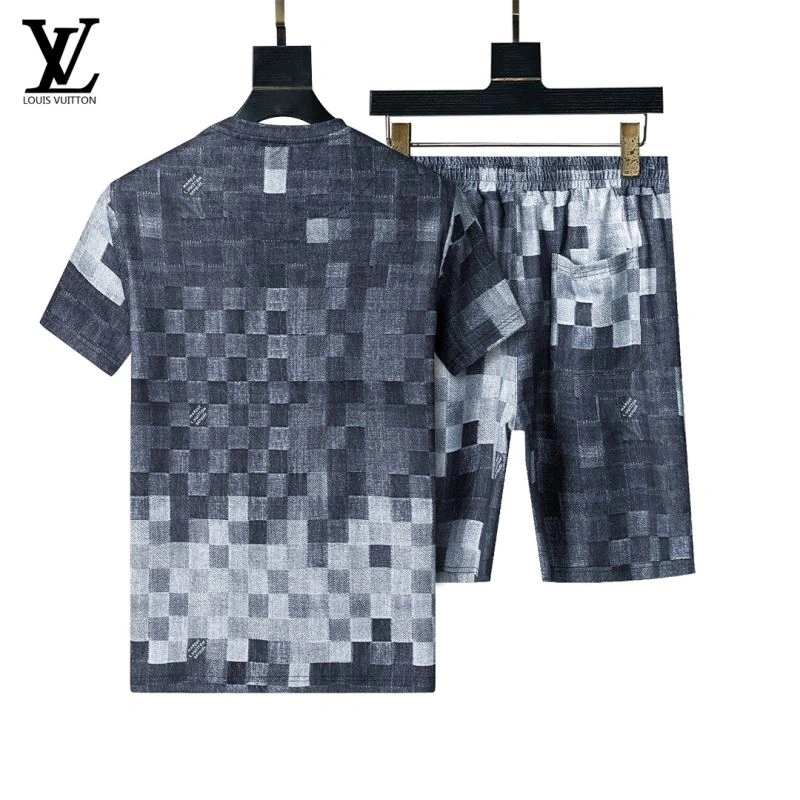 Louis Vuitton Short Suits OnTrend 138516