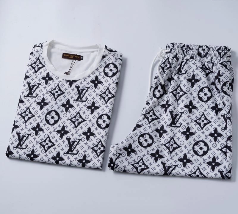 Louis Vuitton Short Suits Durable 138514