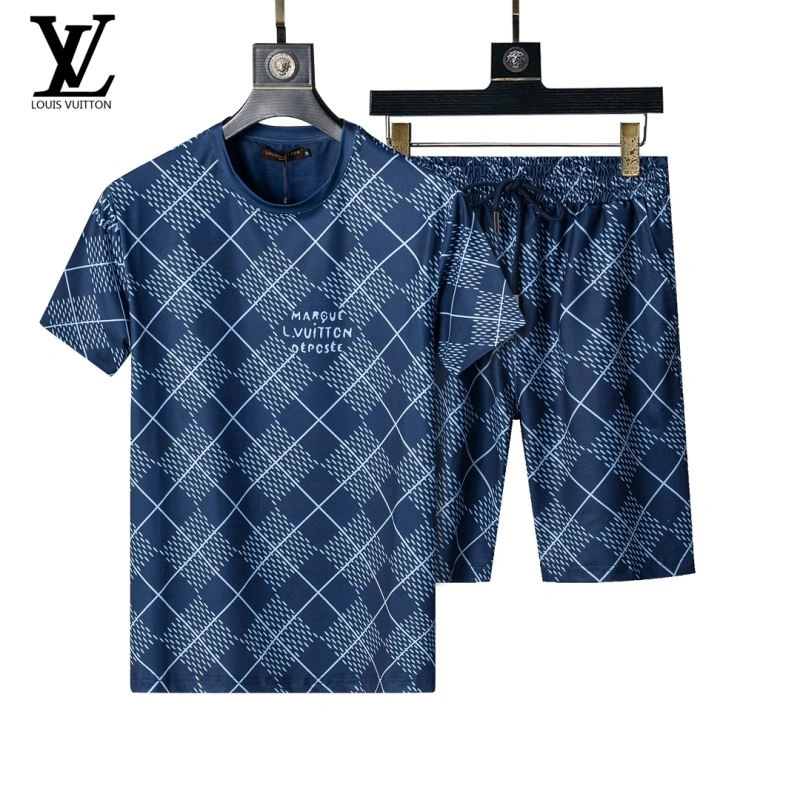 Louis Vuitton Short Suits Youthful 138513
