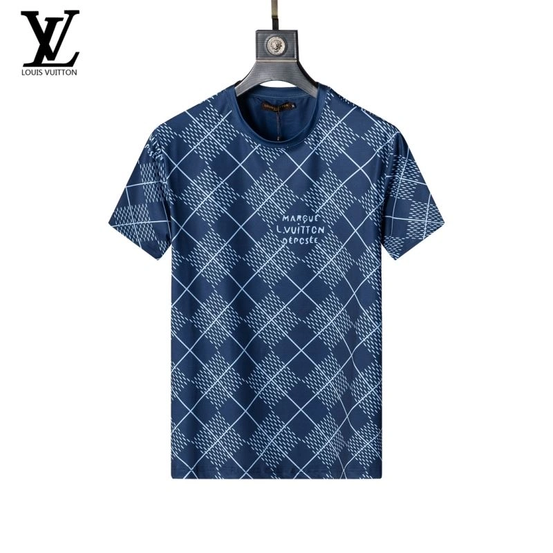 Louis Vuitton Short Suits Youthful 138513