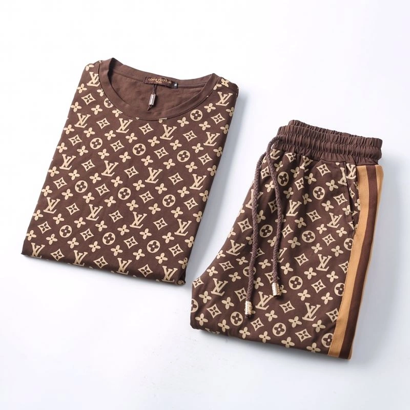 Sophisticated Louis Vuitton Short Suits 138508