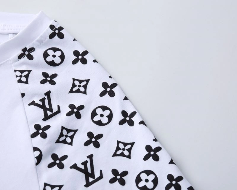 SmartChoice Louis Vuitton Short Suits 138510