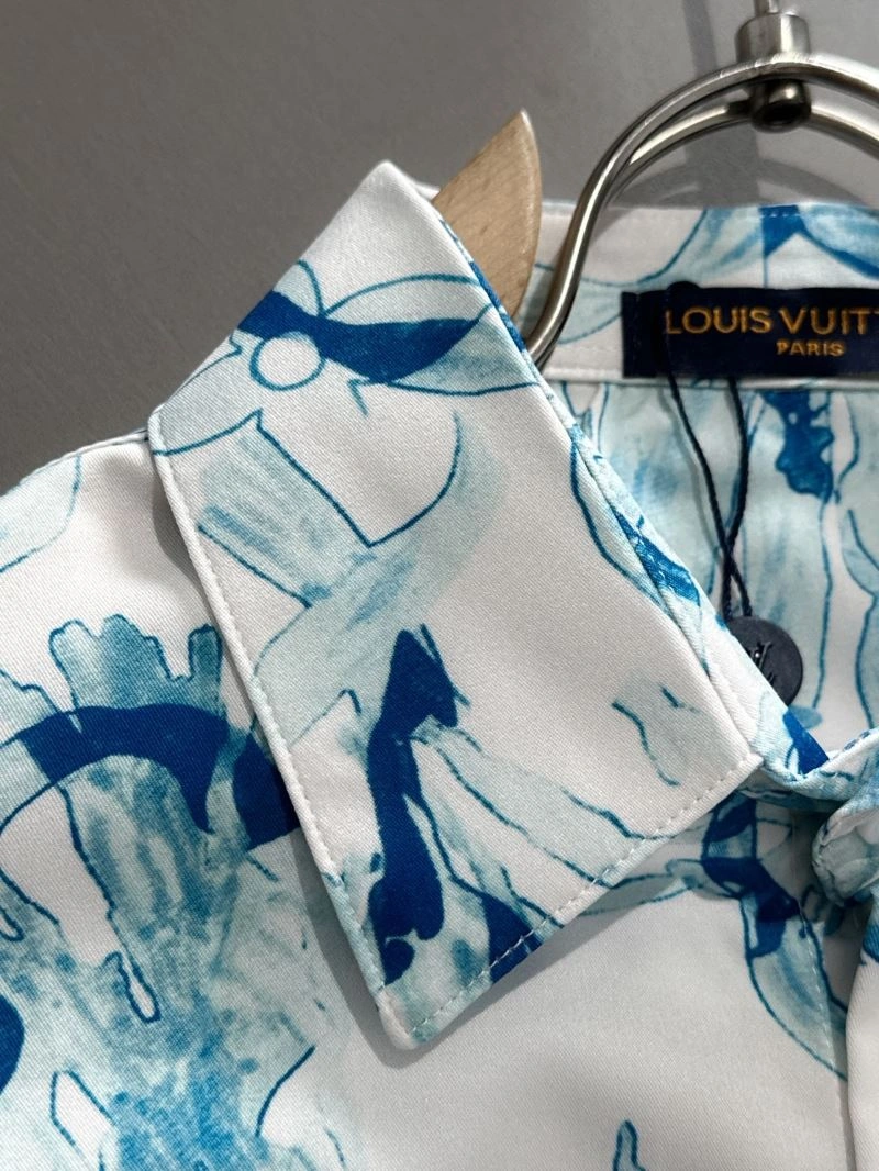 Chic Louis Vuitton Short Suits 138497
