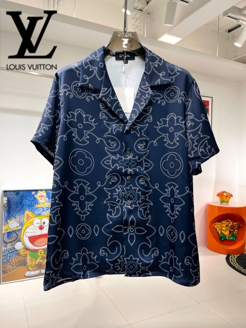 Louis Vuitton Short Suits Trendsetting 131982