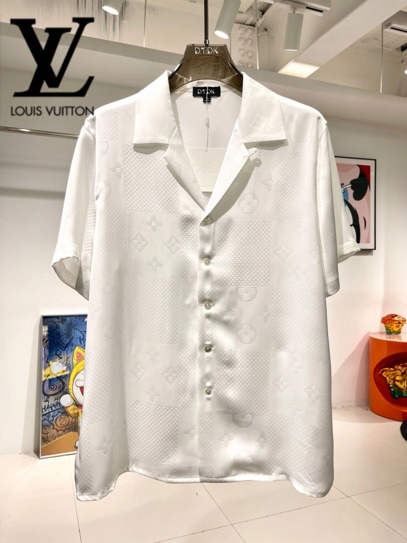 Classic Louis Vuitton Short Suits 131984