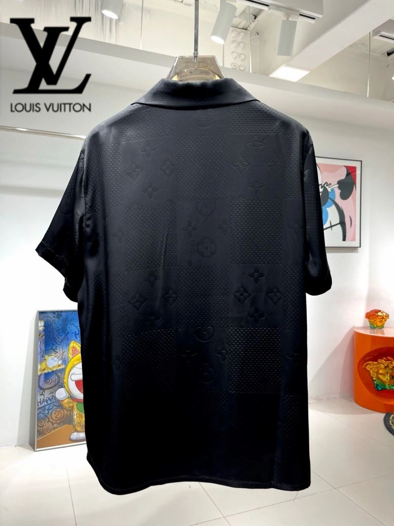 RelaxedFit Louis Vuitton Short Suits 131981