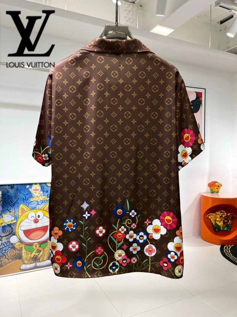 Louis Vuitton Short Suits Snug 131996