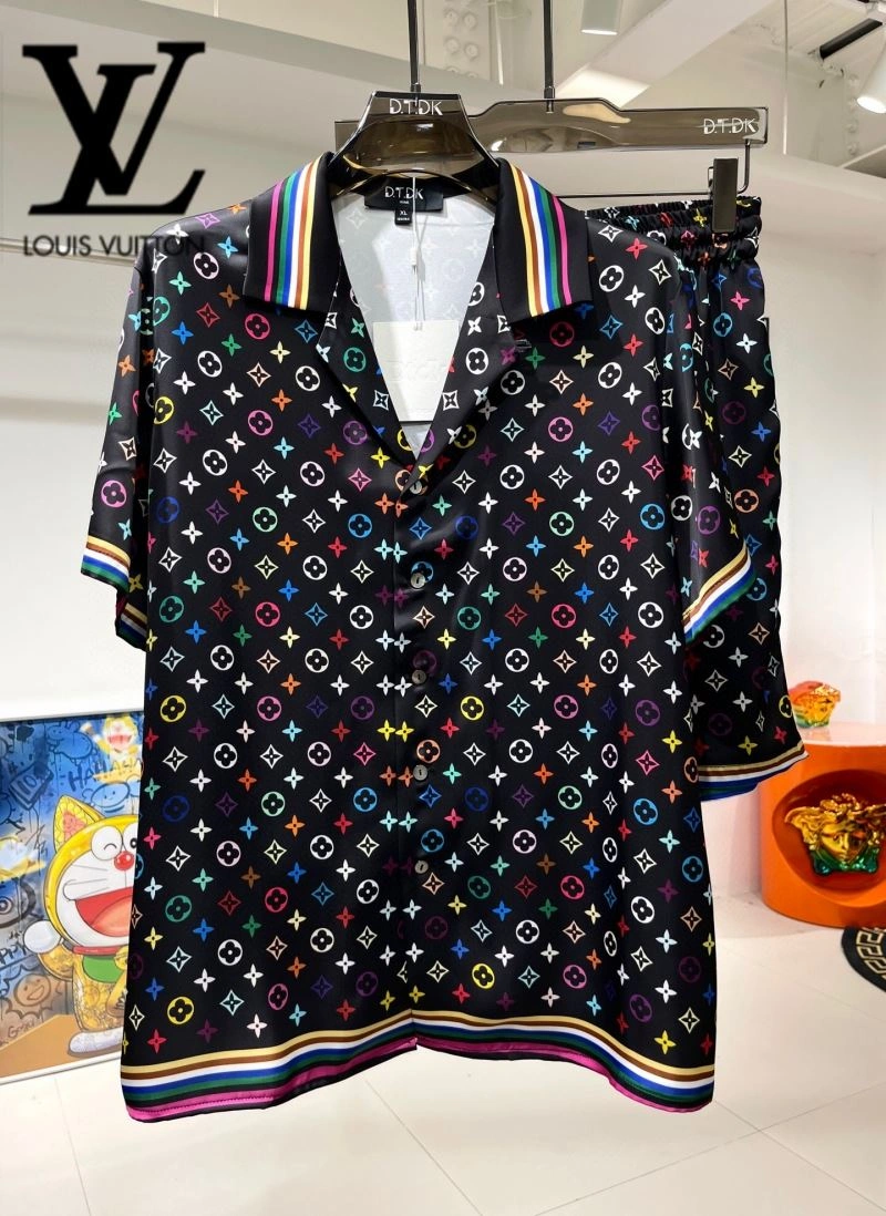 Louis Vuitton Short Suits DailyWear 131989