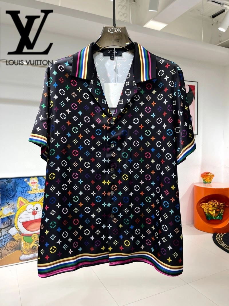 Louis Vuitton Short Suits DailyWear 131989