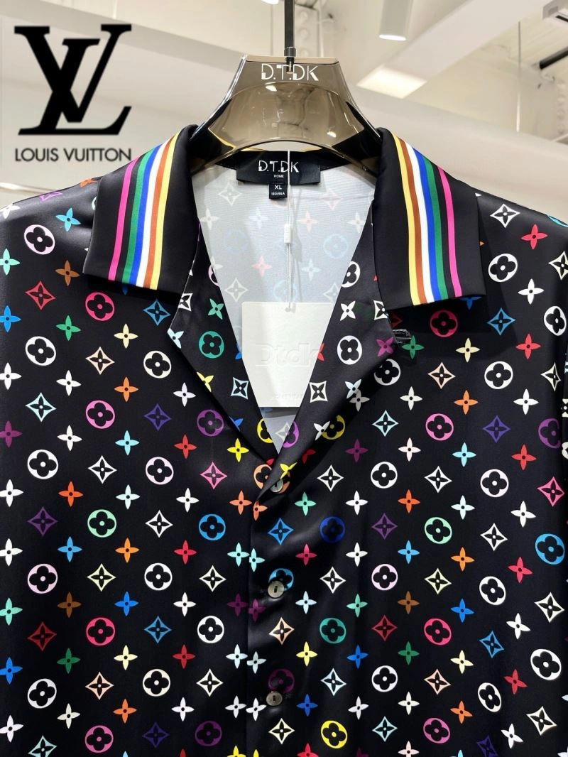 Louis Vuitton Short Suits DailyWear 131989