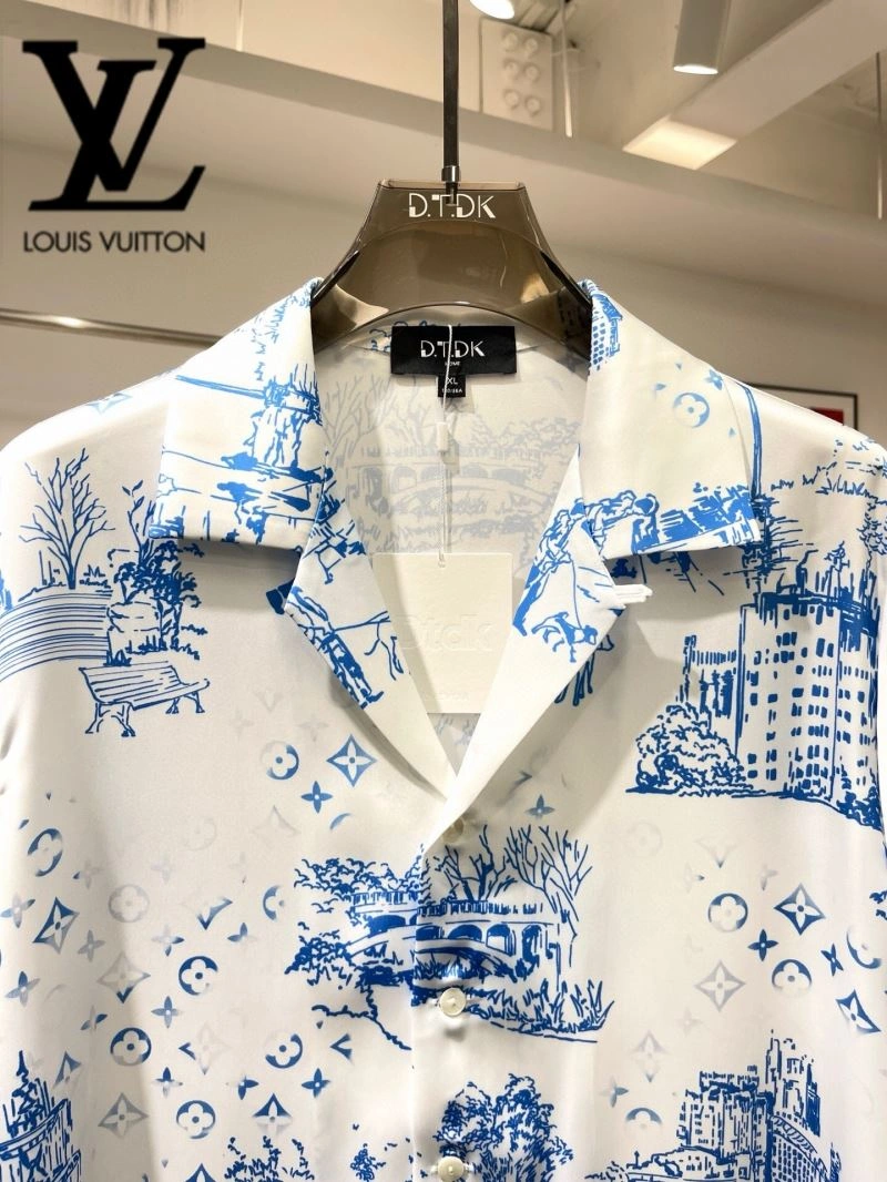 Louis Vuitton Short Suits SmoothTexture 131985