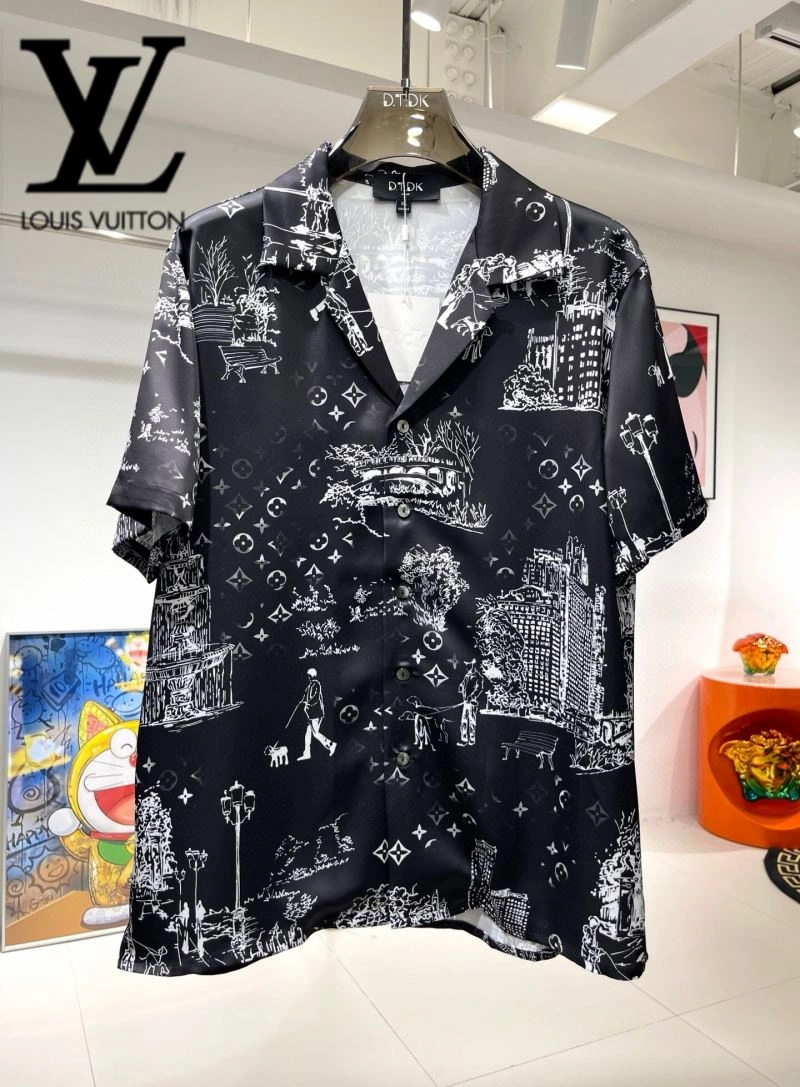 Louis Vuitton Short Suits AllSeason 131983