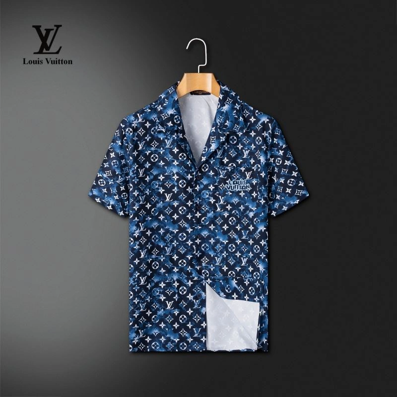 TravelReady Louis Vuitton Short Suits 139132