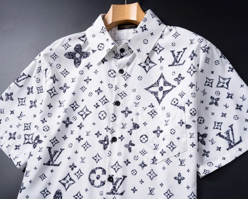 Louis Vuitton Short Suits FashionForward 139135