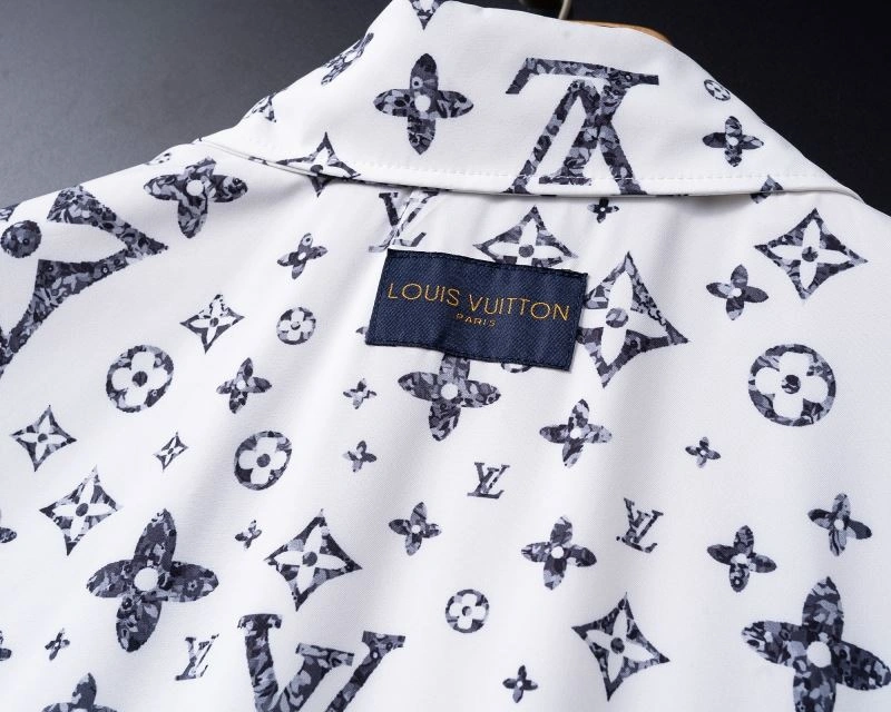Louis Vuitton Short Suits FashionForward 139135