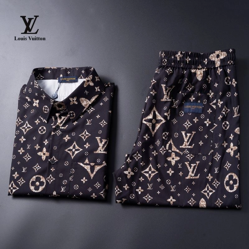 Louis Vuitton Short Suits FashionForward 139135