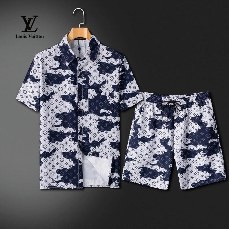 Sophisticated Louis Vuitton Short Suits 139126