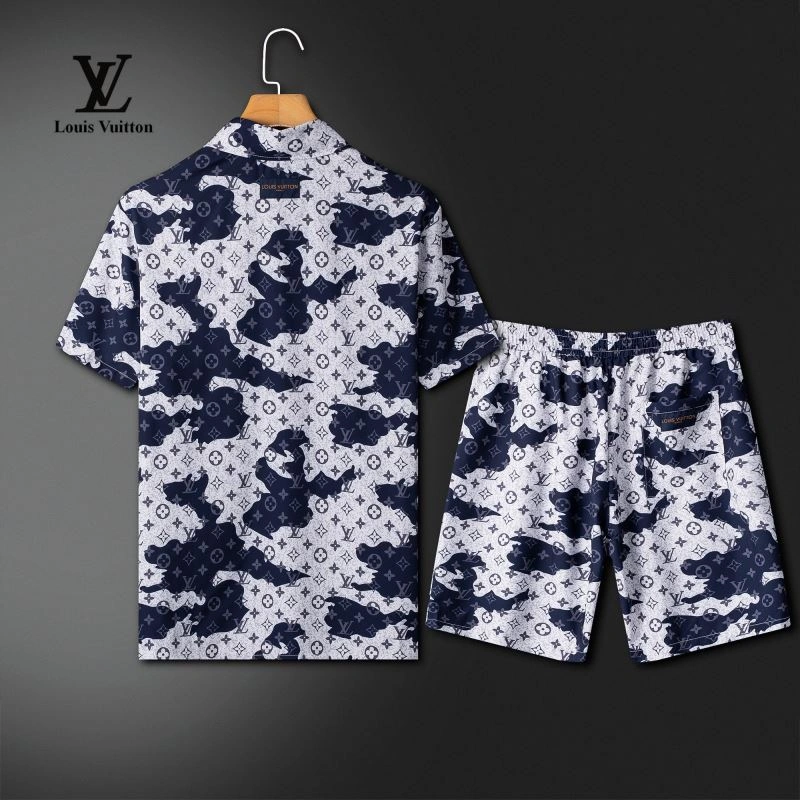 Sophisticated Louis Vuitton Short Suits 139126