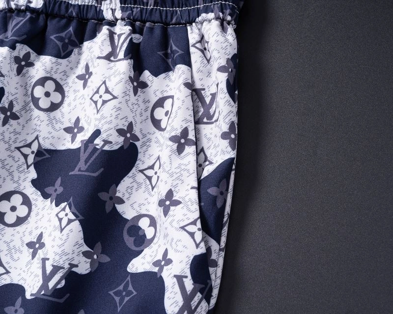 Sophisticated Louis Vuitton Short Suits 139126