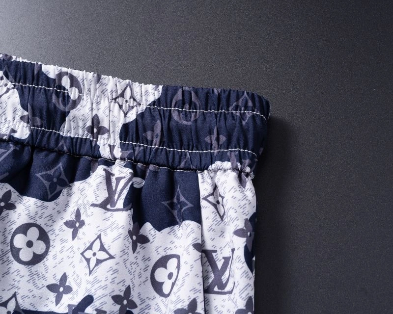 Sophisticated Louis Vuitton Short Suits 139126