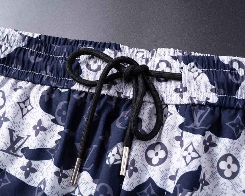 Sophisticated Louis Vuitton Short Suits 139126