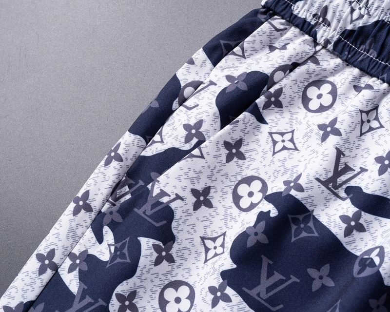 Sophisticated Louis Vuitton Short Suits 139126