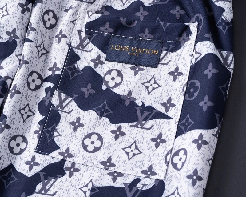Sophisticated Louis Vuitton Short Suits 139126
