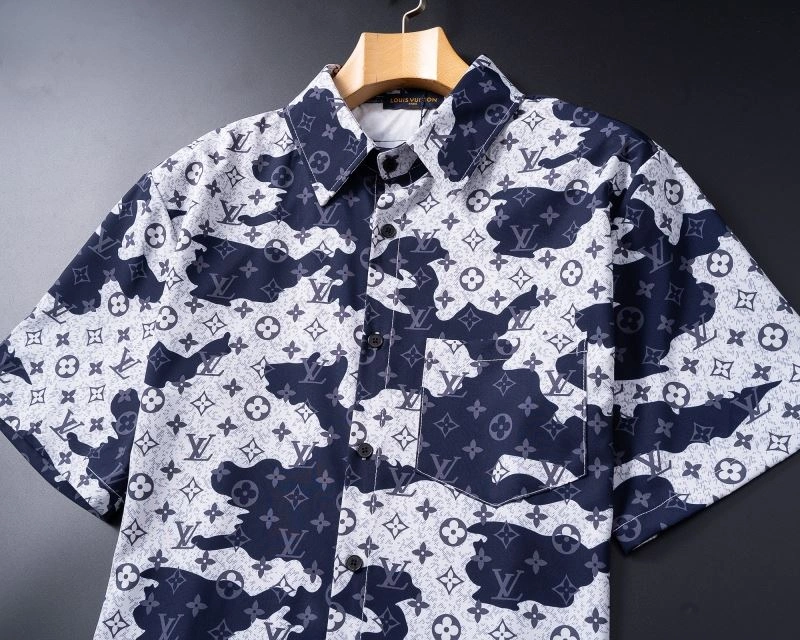 Sophisticated Louis Vuitton Short Suits 139126