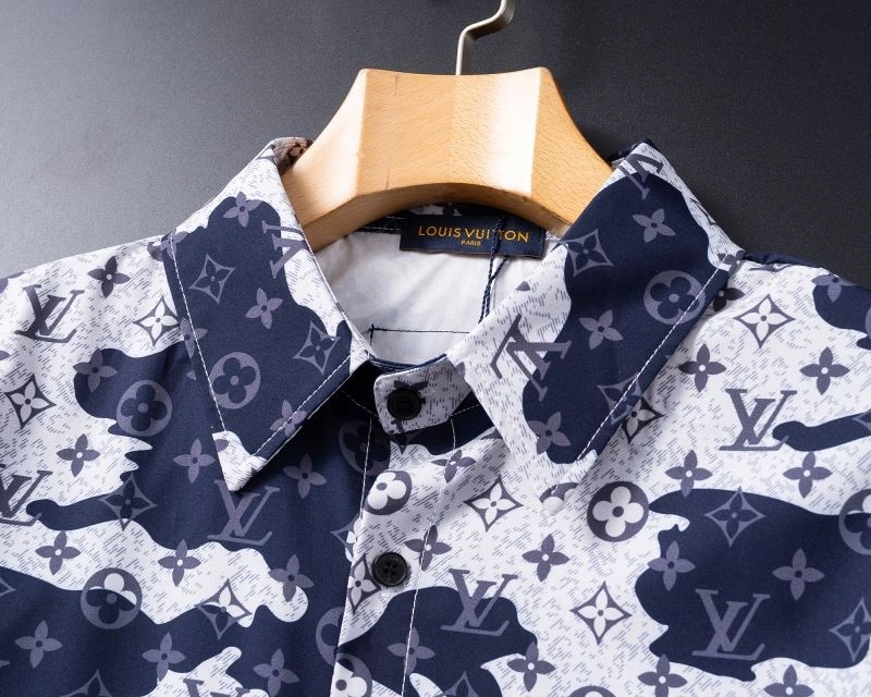 Sophisticated Louis Vuitton Short Suits 139126