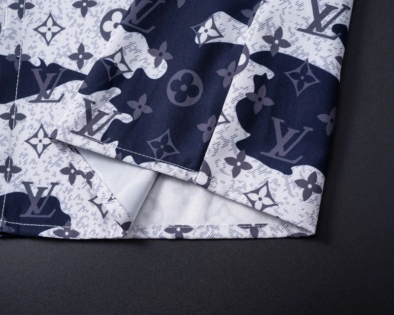 Sophisticated Louis Vuitton Short Suits 139126
