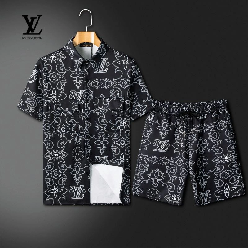Louis Vuitton Short Suits Sophisticated 131974