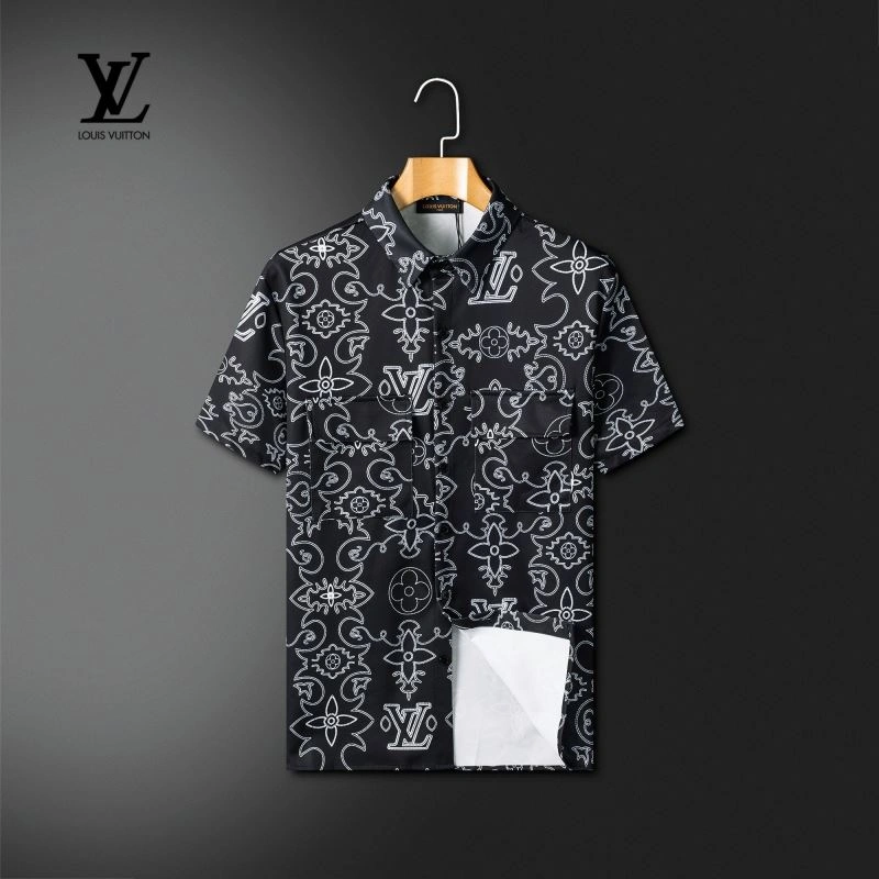 Louis Vuitton Short Suits Sophisticated 131974