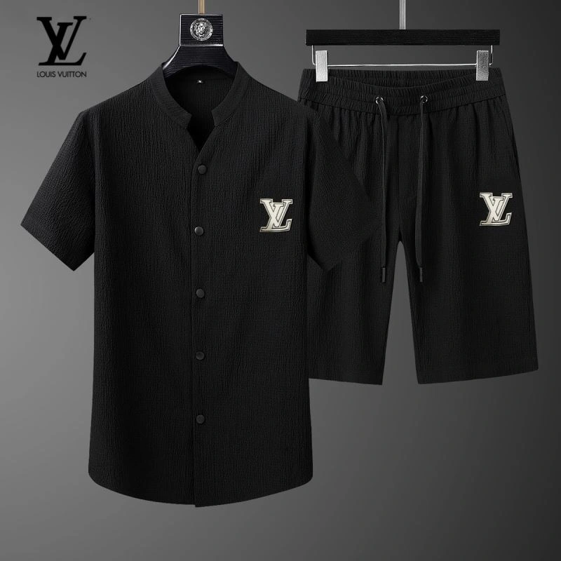Louis Vuitton Short Suits Elegant 131973