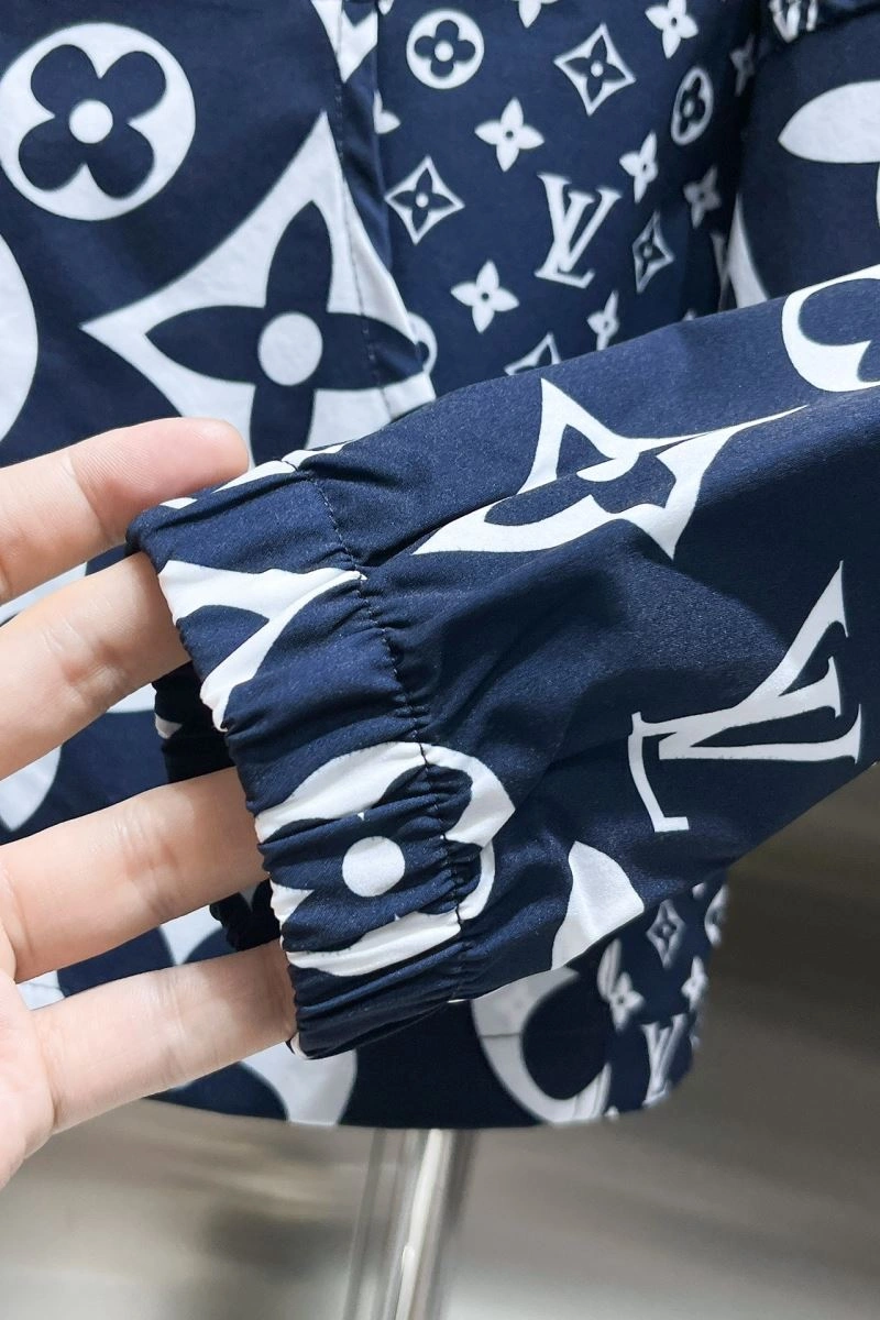 Louis Vuitton Short Suits Trendy 137341